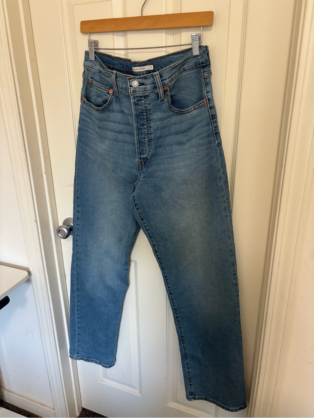 Levi’s Ribcage Straight Jeans W31 L32 Medium Wash Vintage Fade High Rise - Picture 6 of 13